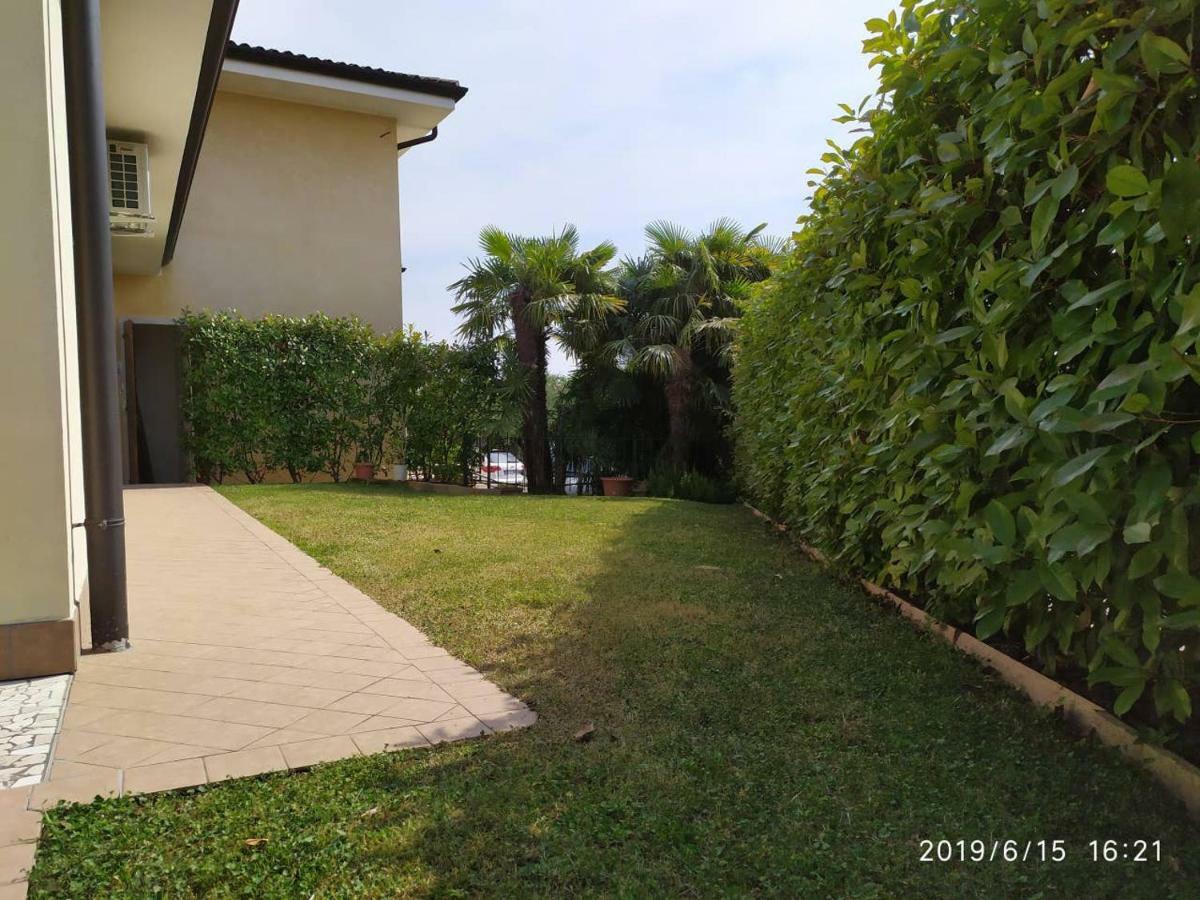 Appartamento Con Giardino A Cisano Di Бардолино Экстерьер фото