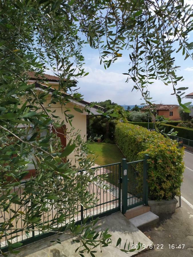 Appartamento Con Giardino A Cisano Di Бардолино Экстерьер фото